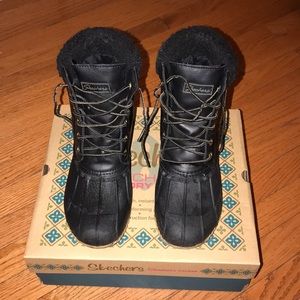 Skechers Black Duck Boots